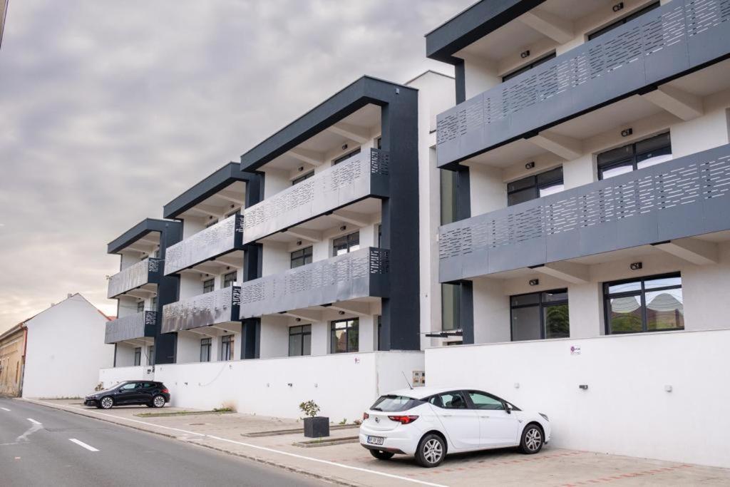Bb Residence Arad Extérieur photo