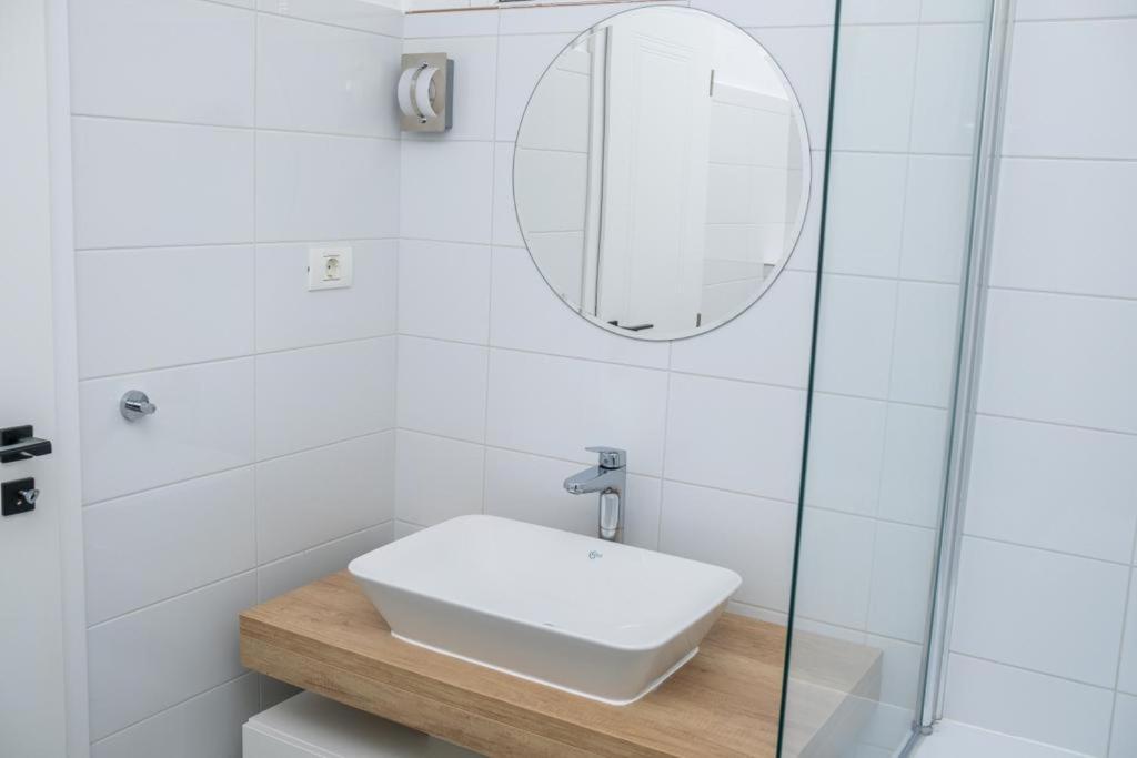 Bb Residence Arad Extérieur photo